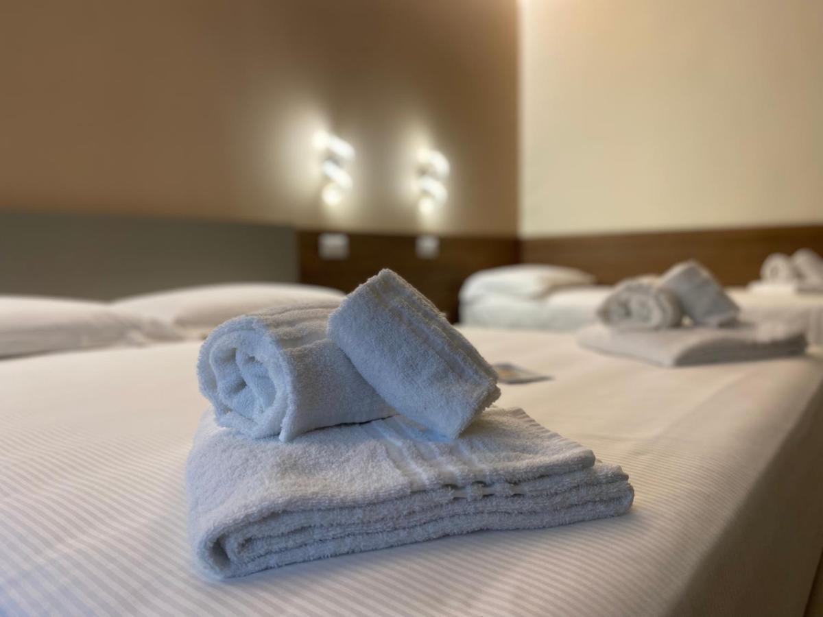 Levante Apartment And Room 巴里 外观 照片